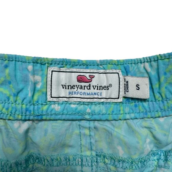 VINEYARD VINES Women’s Performance Baggies Shorts Blue Water Print Size Small - Picture 3 of 7